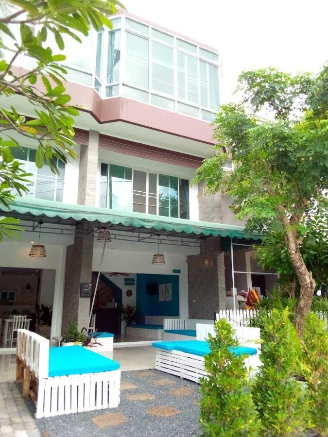 Baan Oui Guest House - Nai Harn Phuket Eksteriør billede