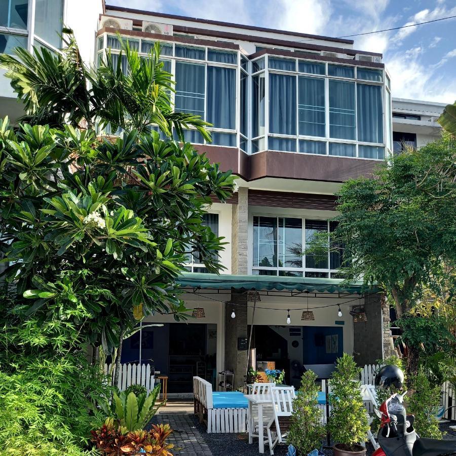 Baan Oui Guest House - Nai Harn Phuket Eksteriør billede