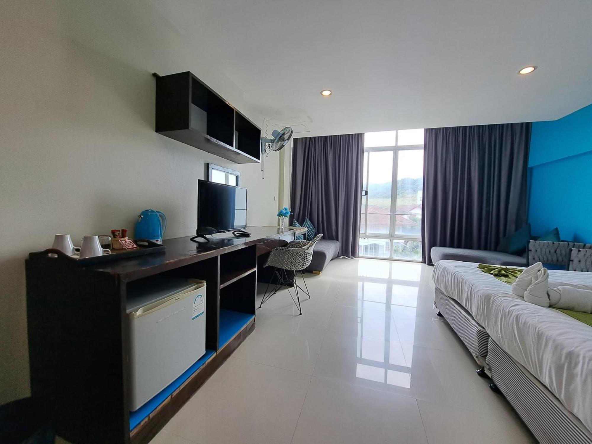 Baan Oui Guest House - Nai Harn Phuket Eksteriør billede
