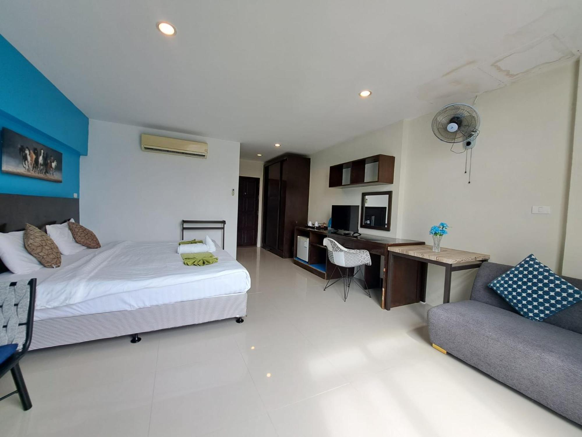 Baan Oui Guest House - Nai Harn Phuket Eksteriør billede