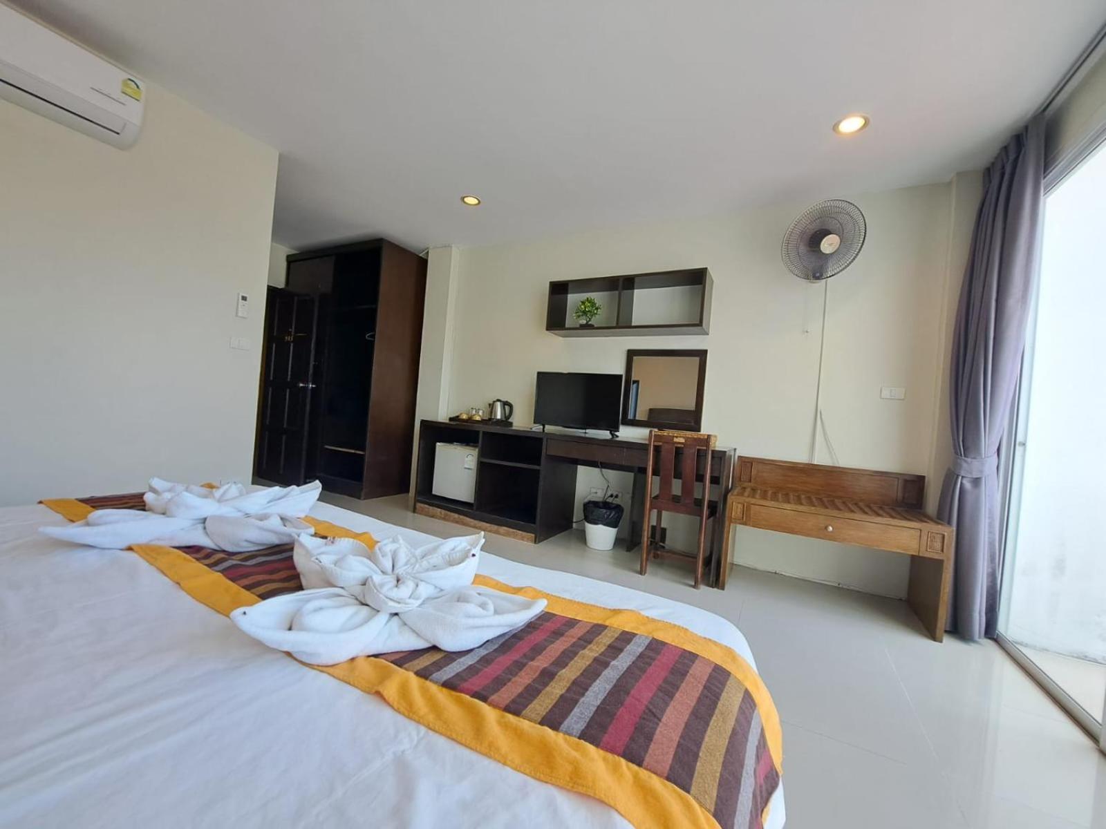 Baan Oui Guest House - Nai Harn Phuket Eksteriør billede