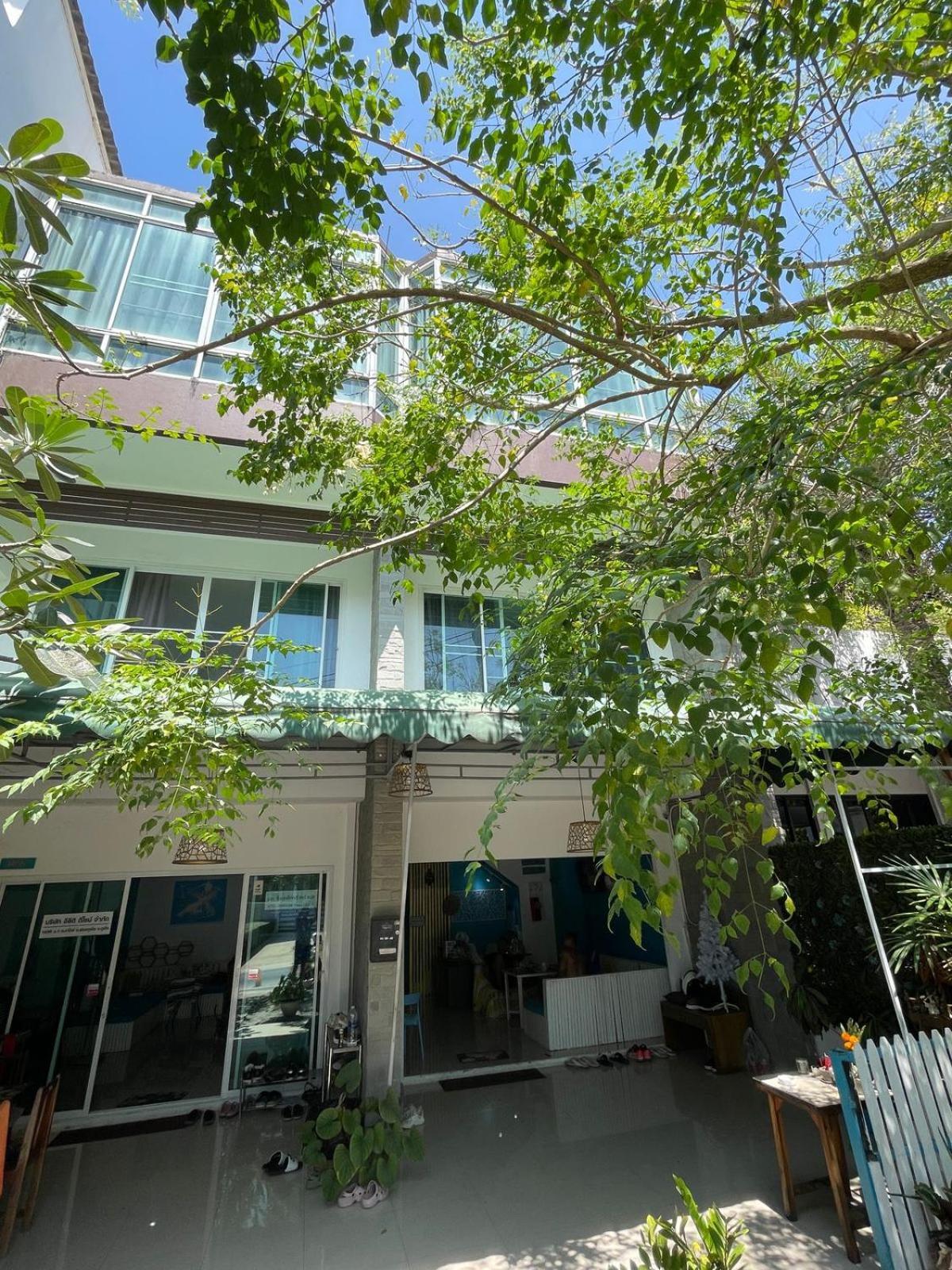 Baan Oui Guest House - Nai Harn Phuket Eksteriør billede